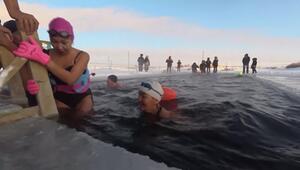 Nichts für Weicheier! - Eisbaden in Sibirien