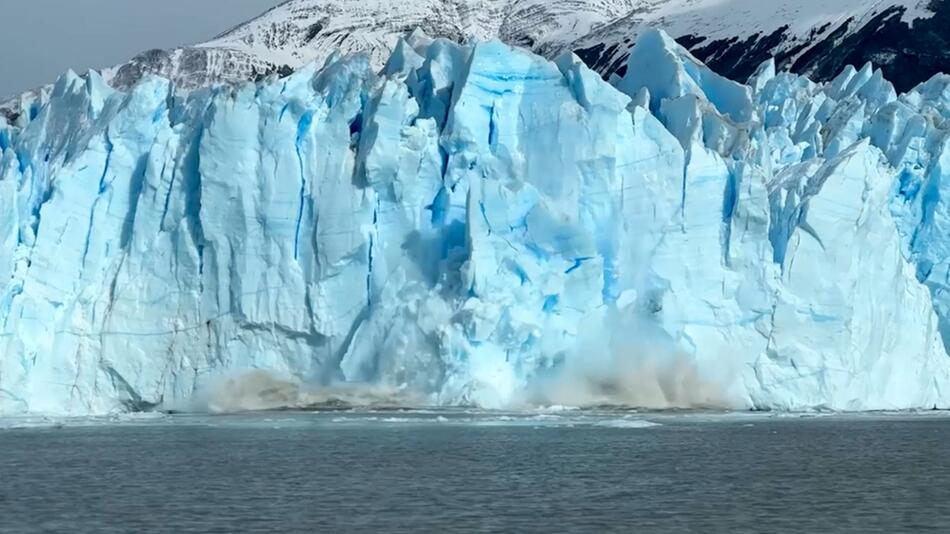 Der Perito-Moreno-Gletscher in Argentinien verliert grosse Teile seines Eises