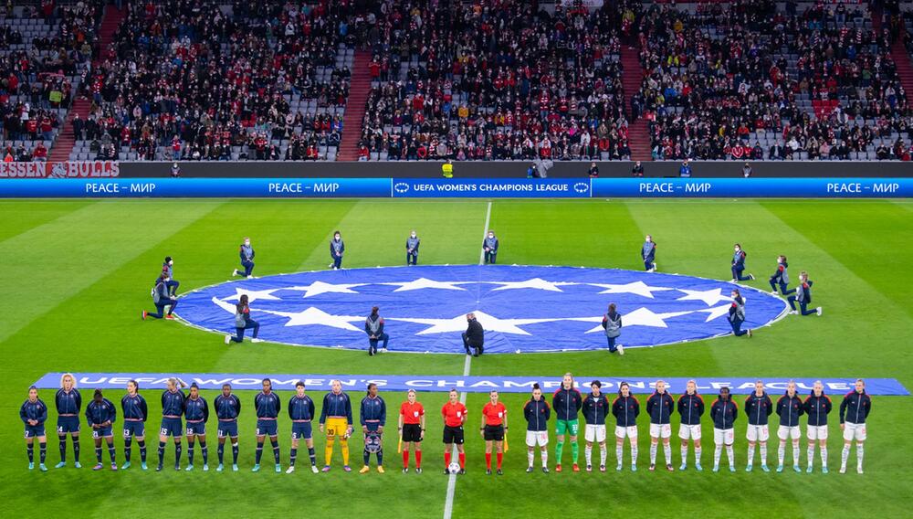 Bayern-Fussballerinnen in Champions-League