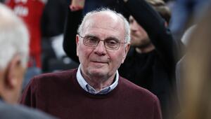 Uli Hoeness stachelt seine Bayern schonmal mit den richtigen Worten an.