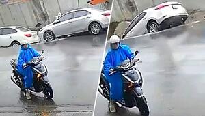 Strasse stürzt ein – Arbeiter und Autos werden von Loch verschluckt