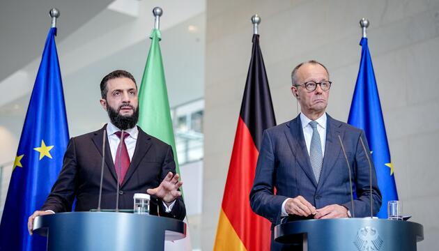 Syriens Übergangspräsident Ahmed al-Scharaa und Bundeskanzler Friedrich Merz (CDU)