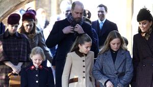 Prinzessin Eugenie (l.), Prinzessin Beatrice (2. v.l.) neben Prinz William und mit Lena Tindall ...