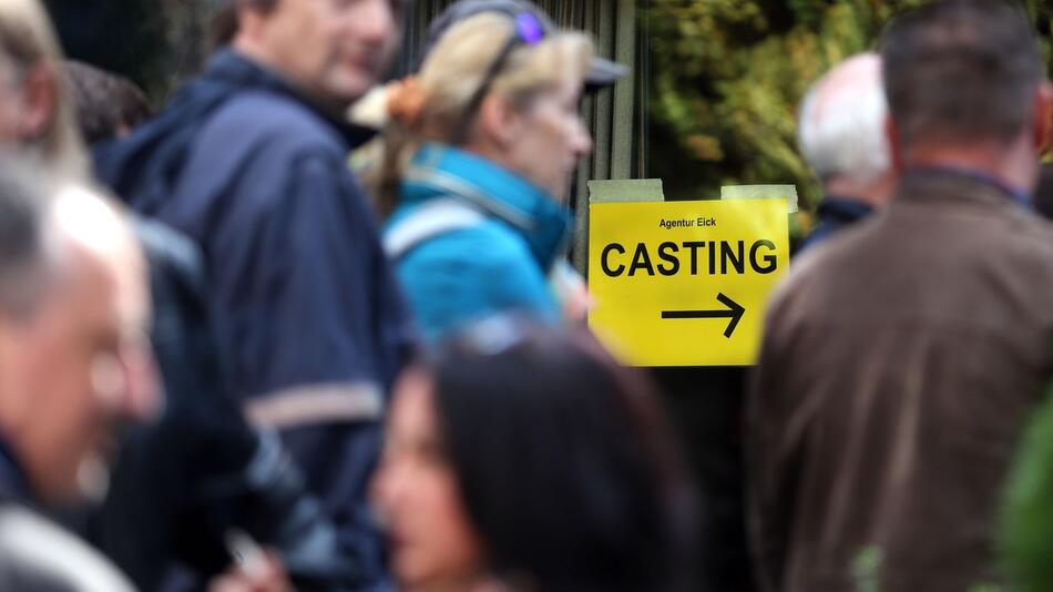Teilnehmer für ein Casting für Komparsen