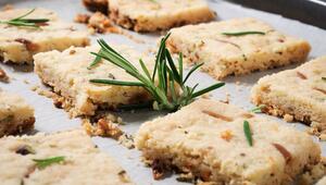 Mediterraner Genuss in kleinen Stücken - perfekt zum Snacken oder Teilen.