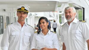 Collien Fernandes verkörpert seit 2021 die Schiffsärztin Dr. Jessica Delgado beim ZDF-"Traumschiff".