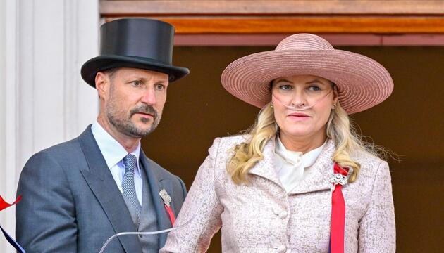 Mette-Marit war im Krankenhaus.