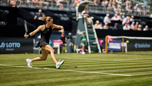 Maria Sakkari bei ihrem Match gegen Julija Putinzewa. Anschliessend wurde es hitzig
