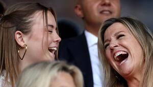 Prinzessin Ariane und Königin Máxima hatten sichtlich Spass im Allmend-Stadion in Luzern. Kein ...