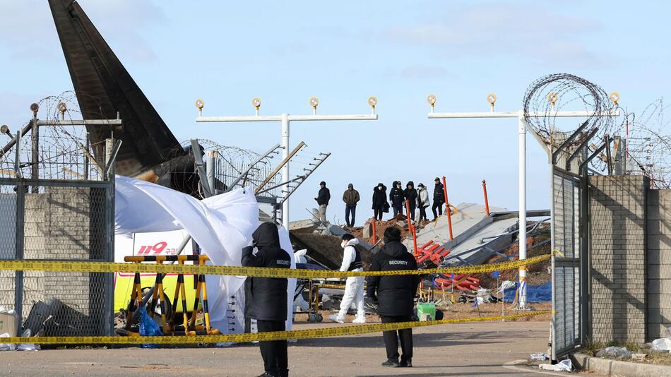 Verunglücktes Passagierflugzeug in Südkorea