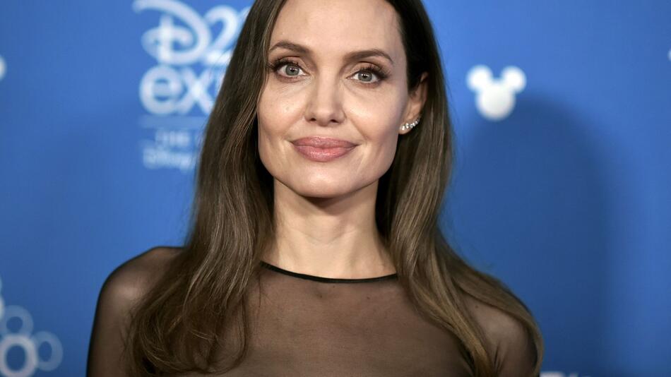 Angelina Jolie