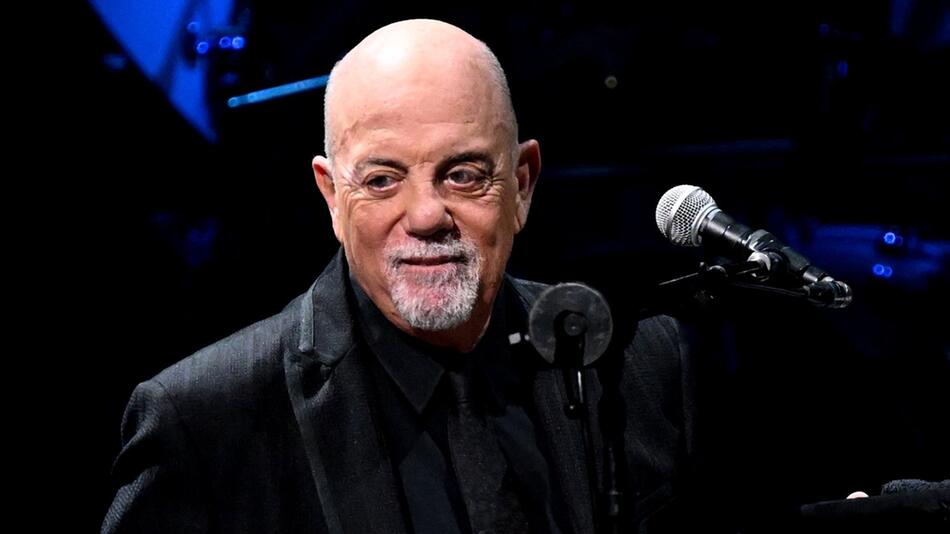 Grosse Sorge um Billy Joel nach Konzertabsage.