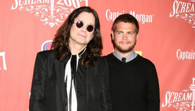 Jack Osbourne (re.) packt über den letzten Tag seines Vaters Ozzy aus.