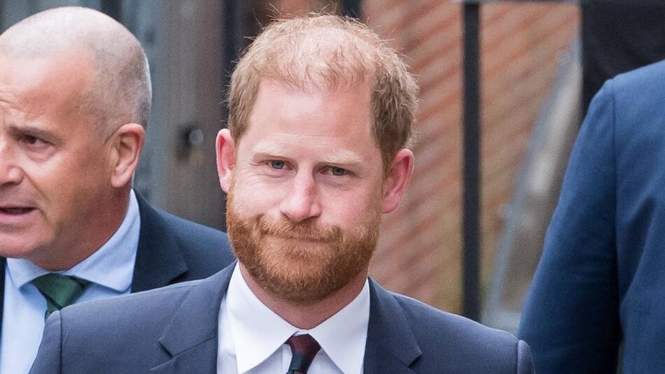 Prinz Harry sorgt erneut für Schlagzeilen.