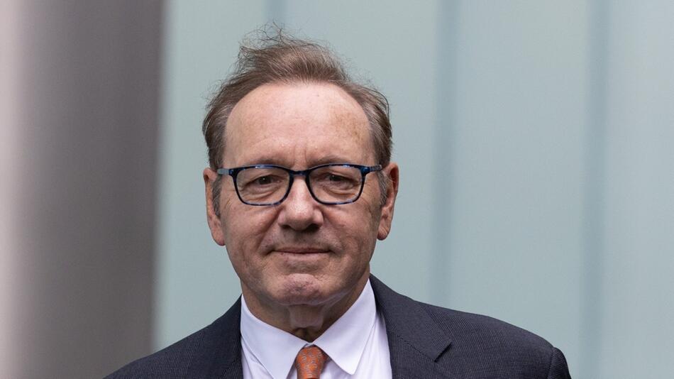 Hat Kevin Spacey bald wieder Grund zu lächeln?