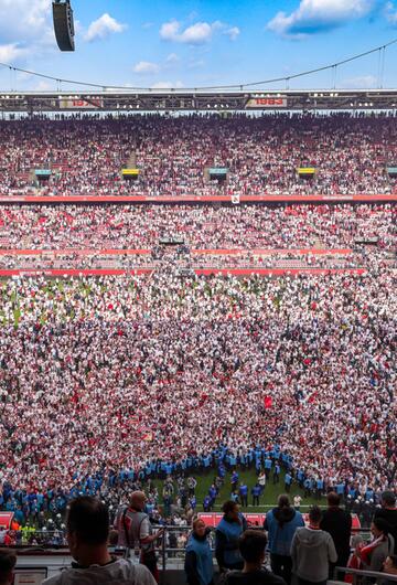 Platzsturm 1. FC Köln