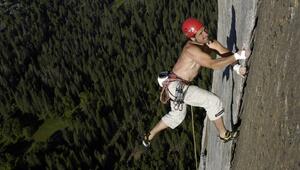 Alexander Huber klettert "The Nose" im Yosemite-Nationalpark.