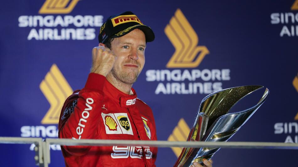 Grand Prix von Singapur mit Sebastian Vettel als Sieger