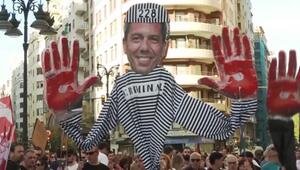 Rund ein Jahr nach der Flut: Regionalpräsident von Valencia tritt zurück