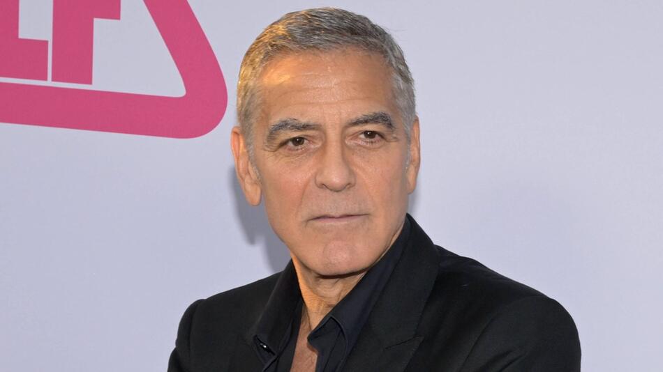 George Clooney hat sich von der "sanften Seele" Scott L. Schwartz verabschiedet.