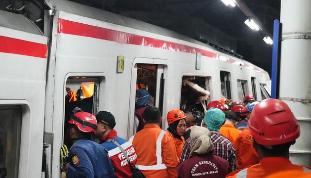 Zugunglück in Indonesien