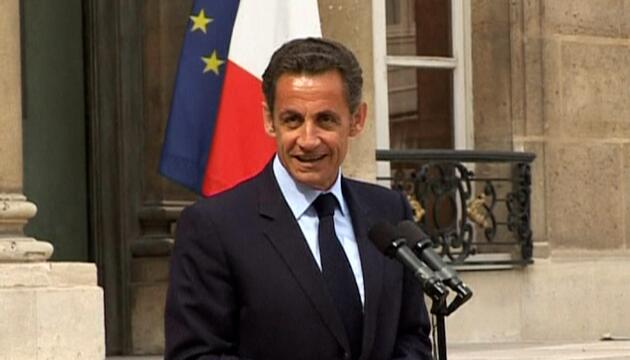 Nicolas Sarkozy schreibt über seine Zeit hinter Gittern