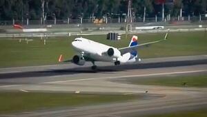 Zu riskant: Pilot bricht Landung in Buenos Aires bei heftigem Seitenwind ab