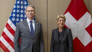 Bundespräsidentin Karin Keller-Sutter und US-Finanzminister Scott Bessent in Genf