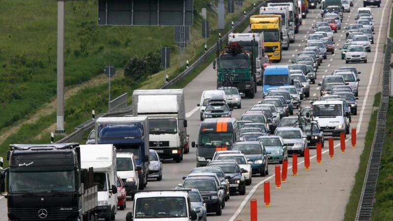 Stau auf Autobahn