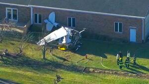 Bruchlandung in Illinois: Cessna kracht in Haus – Flugzeuginsassen haben Glück