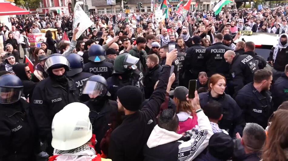 Verfassungswidrige Zeichen bei propalästinensischer Demo in Berlin