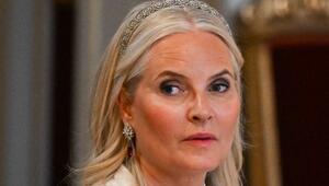 Kronprinzessin Mette-Marit gerät weiter unter Druck.