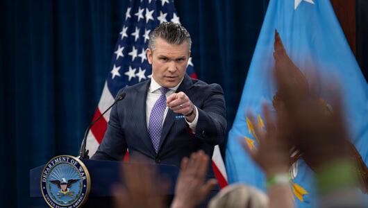  Pete Hegseth