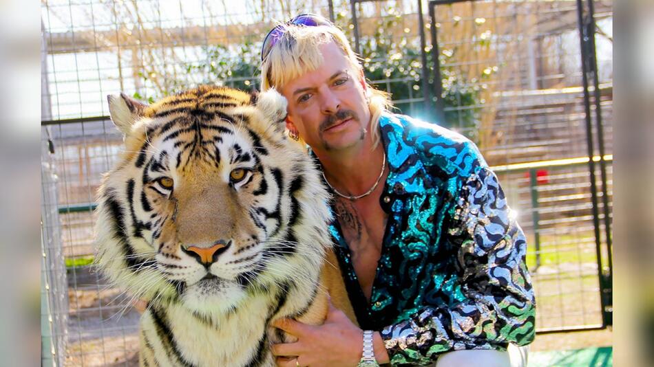 Joseph Allen Maldonado-Passage, so der bürgerliche Name von Joe Exotic, wurde durch die Netflix ...