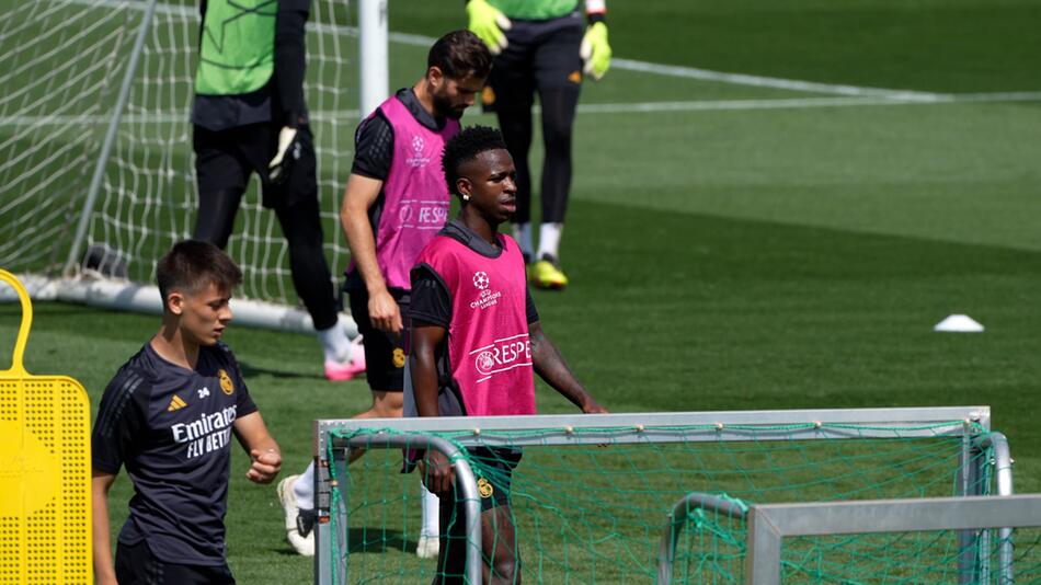 Saudi-Klubs: Transfer-Wende bei Real-Star Vinicius Jr.