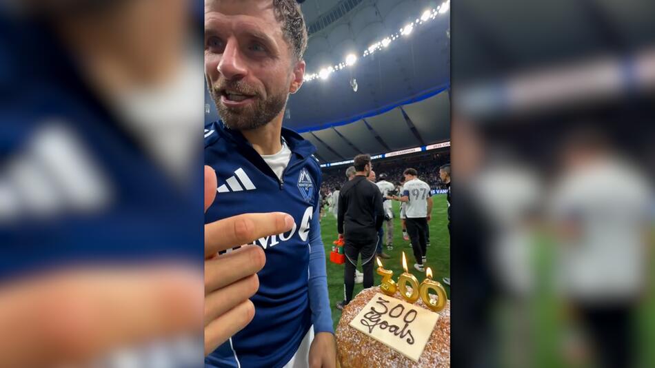 Thomas Müller feiert Meilenstein: Darum gab es eine Torte vom neuen Club