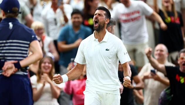 Pure Emotionen: Novak Djokovic nach seinem Viertelfinal-Sieg in Wimbledon.