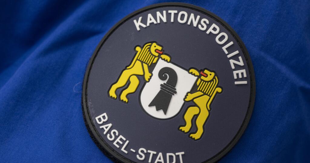 Grosseinsatz in Basel wegen Brand in Hochhaus