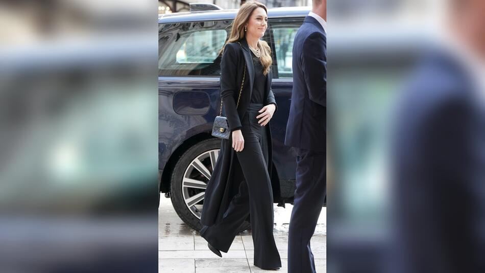 Prinzessin Kate erscheint zum Holocaust-Gedenktag in Schwarz und mit dem Perlenschmuck der Queen.