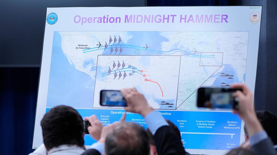 Operation "Mitternachtshammer"