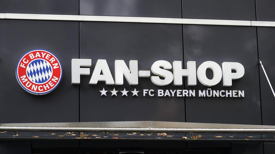 Fan-Shop des FC Bayern an der Säbener Strasse