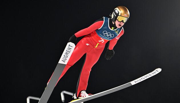Skispringerin Pola Beltowska