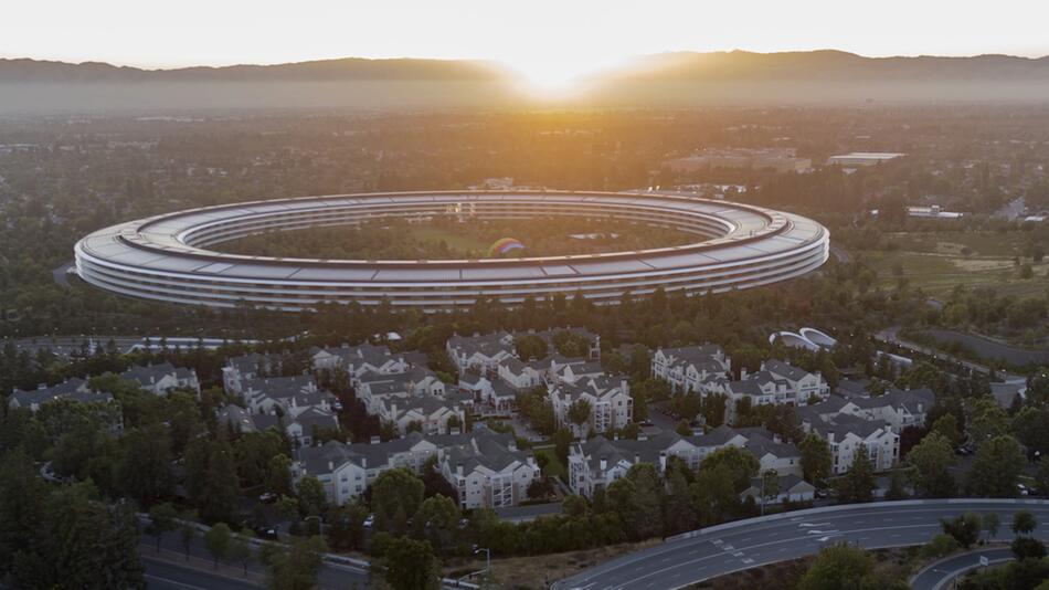 300-Millionen-Deals: Tech-Giganten überbieten sich im Kampf um KI-Forscher