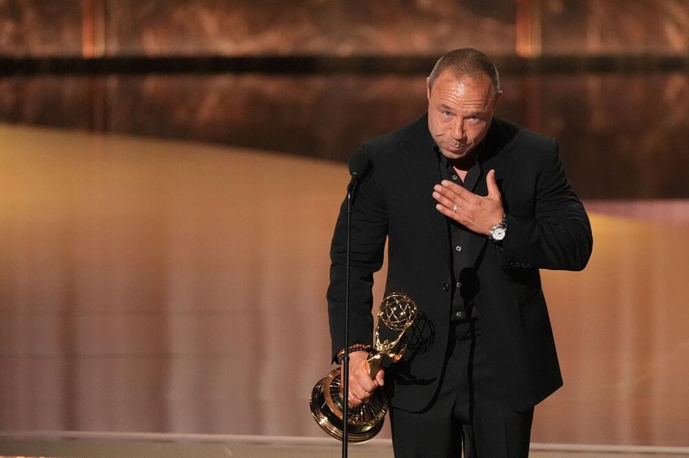 77. Emmy Awards