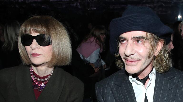 Auch Anna Wintour (l.) äusserte sich zur Absage der Galliano-Ausstellung.