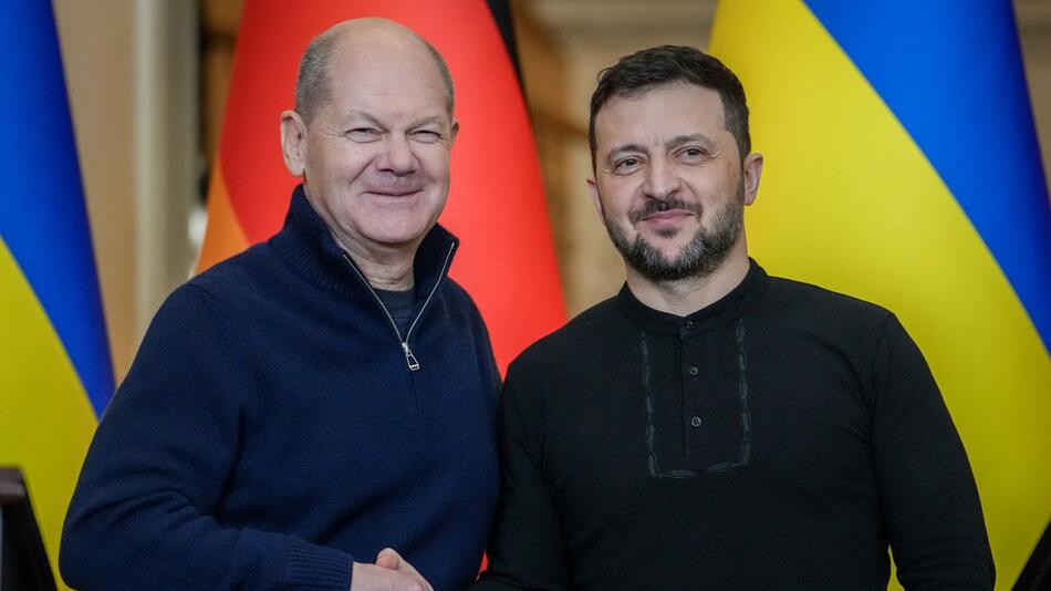 Bundeskanzler Scholz mit dem ukrainischen Präsidenten Selenskyj