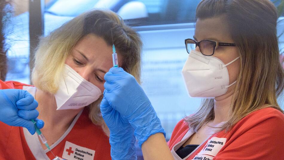 Coronavirus - Mobiles Impfteam im Seniorenheim Grossbeeren