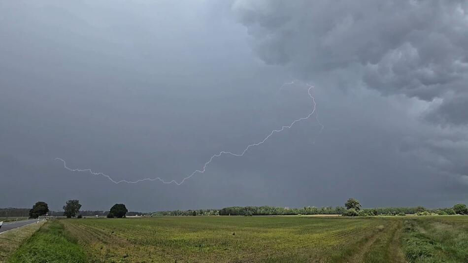 Hitze und Starkregen: Unwettergefahr am Wochenende