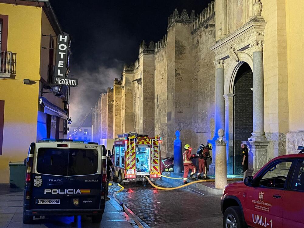 Brand in Kathedrale von Cordoba