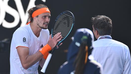 Zverev ärgerte sich zu Recht über das medizinische Timeout von Carlos Alcaraz. 